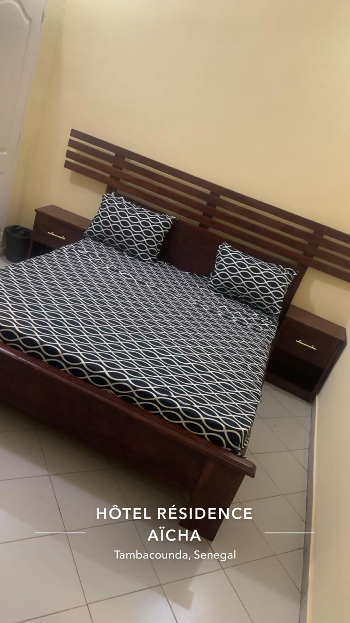 Hotel Residence Aicha Tambacounda Exterior foto